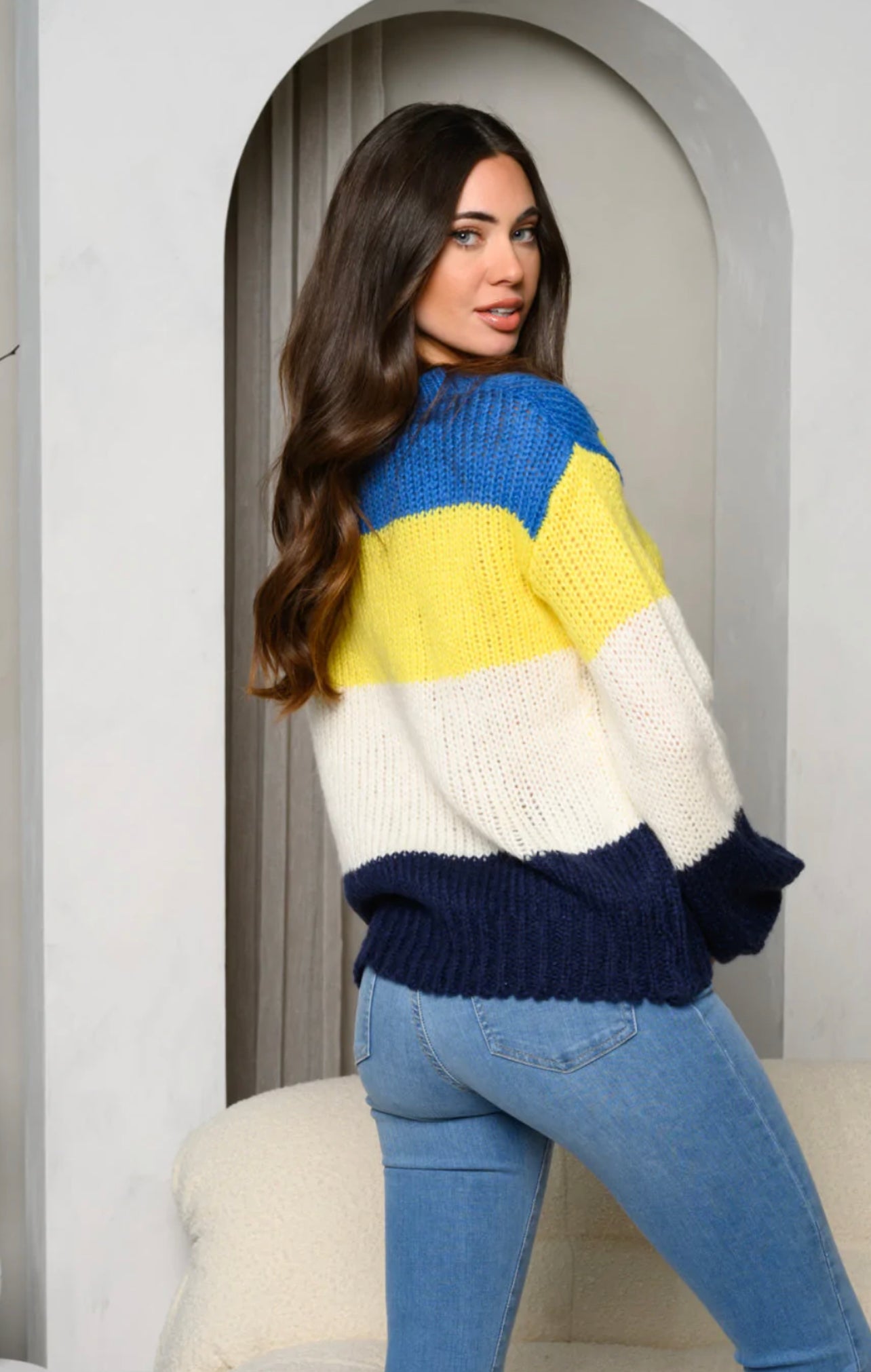 WOMEN'S LONG SLEEVE COLORBLOCK SWEATER